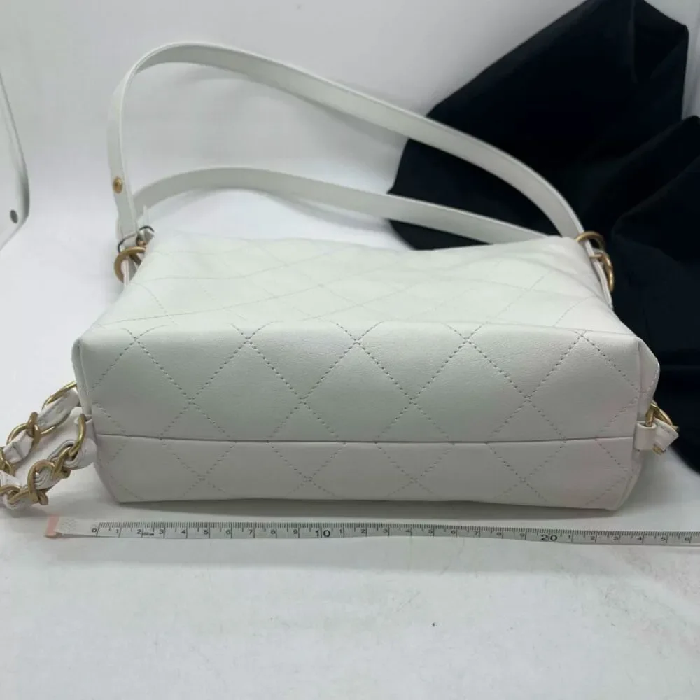 CHANEL brand color